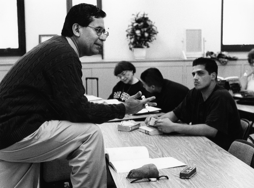 Professor Miguel Dominguez in class, 1993