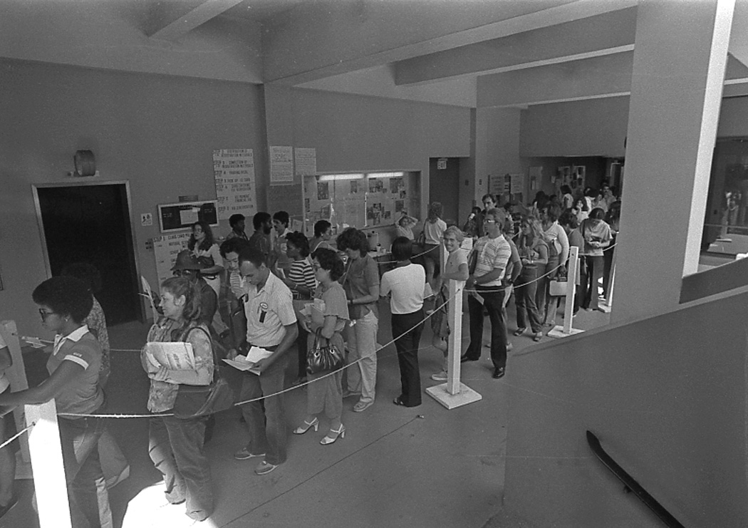 Registration lines, September 1981